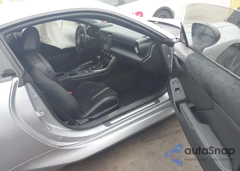 2024 Toyota Gr86 Premium from USA, damaged, VIN JF1ZNBE13R8758439